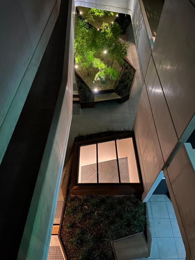 The Gallery Luxe 1 Bedroom Executive Apartment In The Heart Of Braddon Wine Secure Parking Wifi Canberra Luaran gambar